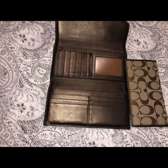 Wallet - Picture 6 of 7